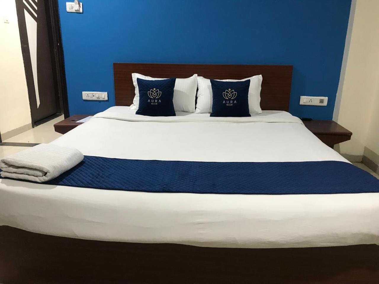 Hotel Aura Inn Indore Exterior foto